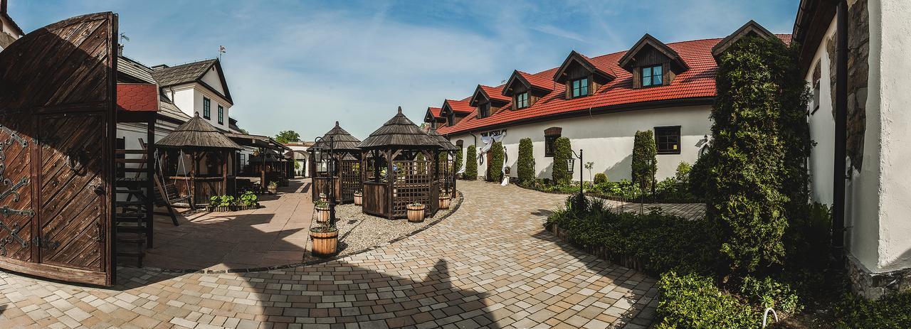 Hotel Pod Kogutkiem Кшивачка Екстер'єр фото