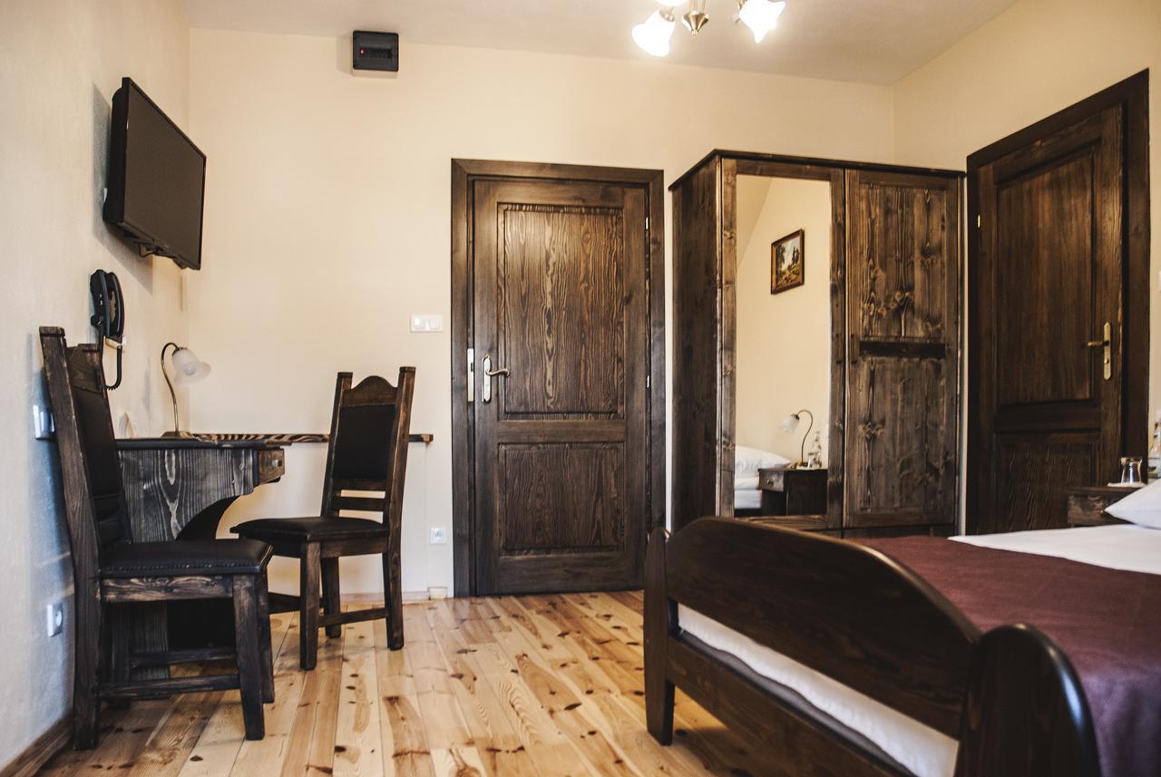 Hotel Pod Kogutkiem Кшивачка Екстер'єр фото