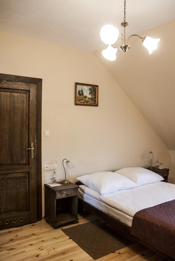 Hotel Pod Kogutkiem Кшивачка Екстер'єр фото
